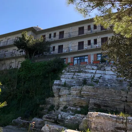 San Giovanni Отель Эриче