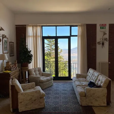 Отель San Giovanni Эриче