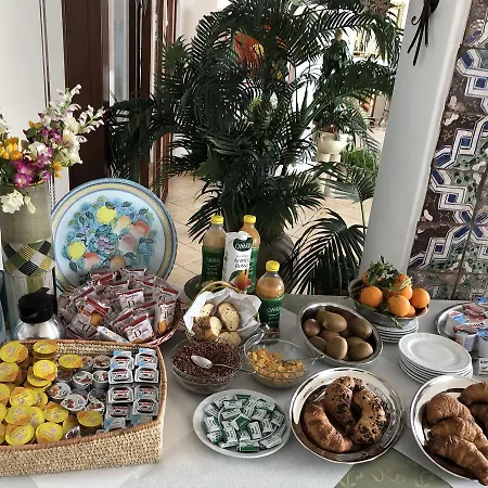 San Giovanni Ξενοδοχείο 2*