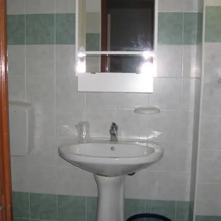 Ξενοδοχείο San Giovanni 2*