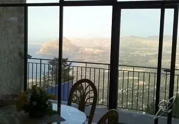 San Giovanni Отель Эриче