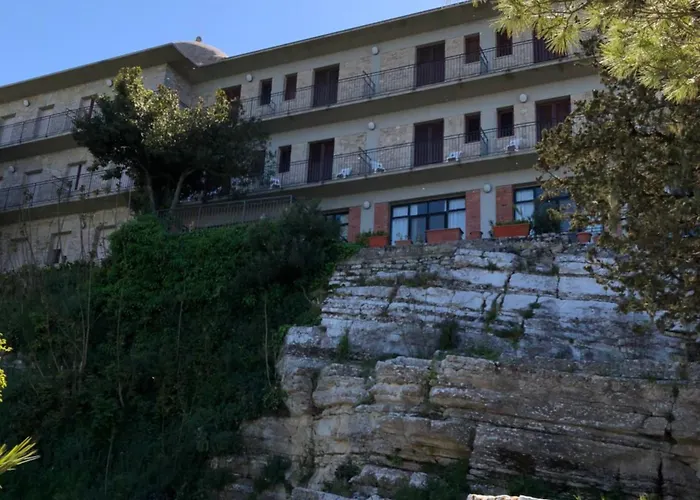 圣乔瓦尼酒店别墅 酒店 埃里切